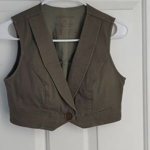 Xhilaration Army Green Vest